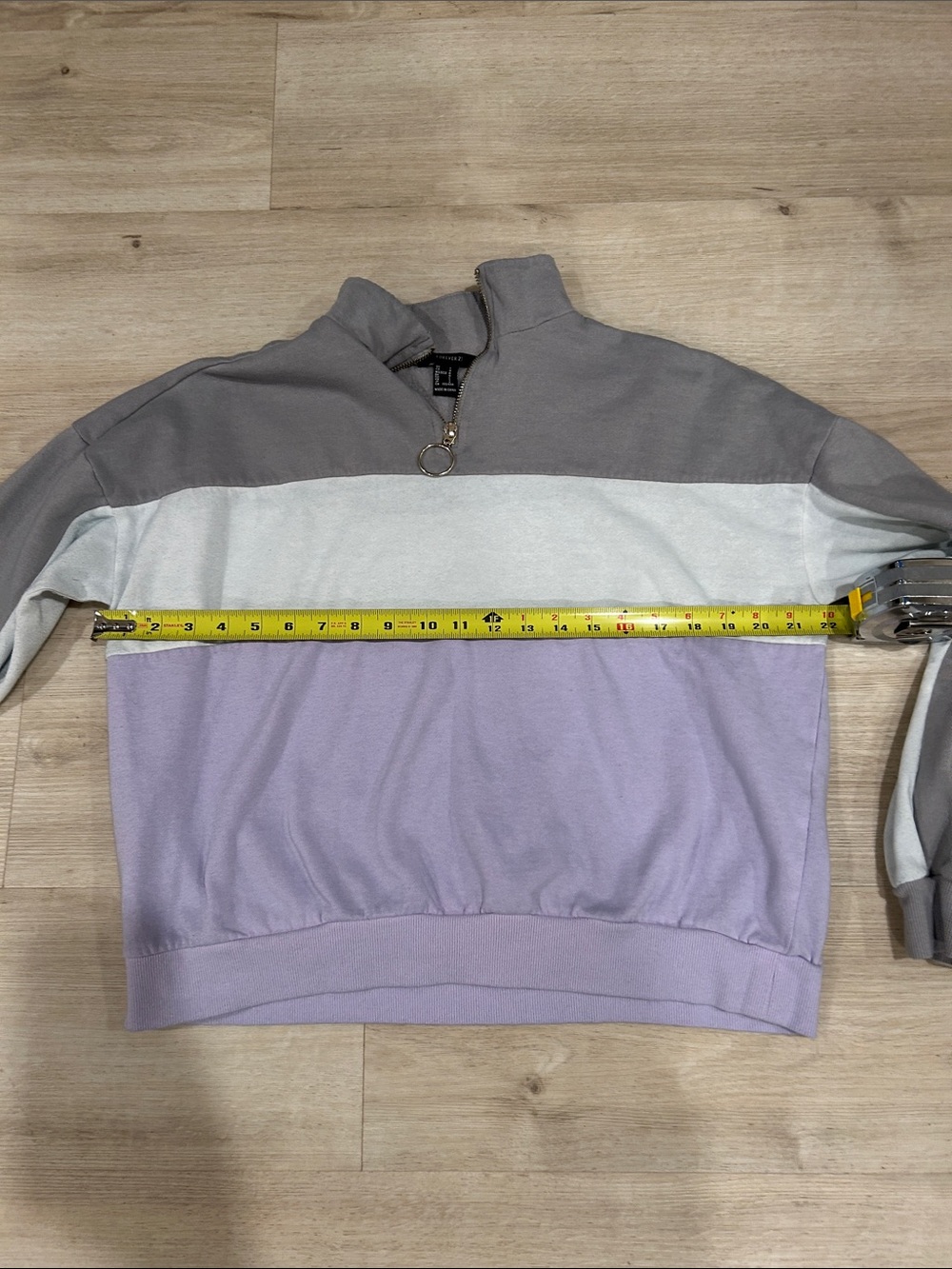 Forever 21 Gray, White & Lavender Colorblock Quarter-Zip Sweater Size L - Picture 7 of 8
